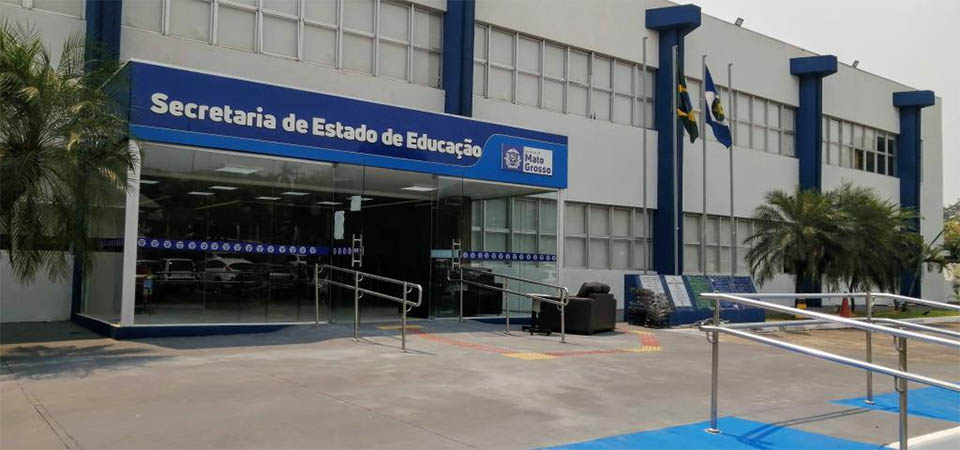 Governo de MT atende pedido da comunidade e amplia número de escolas cívico-militares no Estado