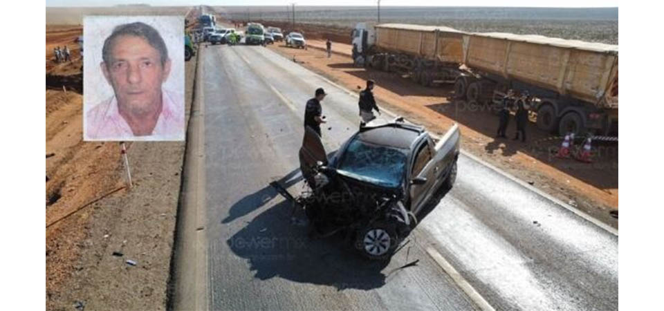 Motorista morre em gravíssimo acidente entre caminhão e carreta na BR-364