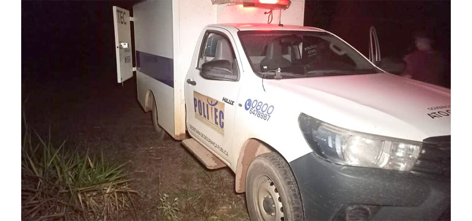 Homem é encontrado morto com tiros na cabeça em fazenda