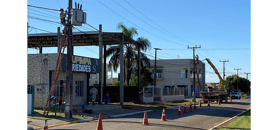 Itanhangá: Energisa realiza troca de transformador, não avisa clientes e causa prejuízos e transtornos