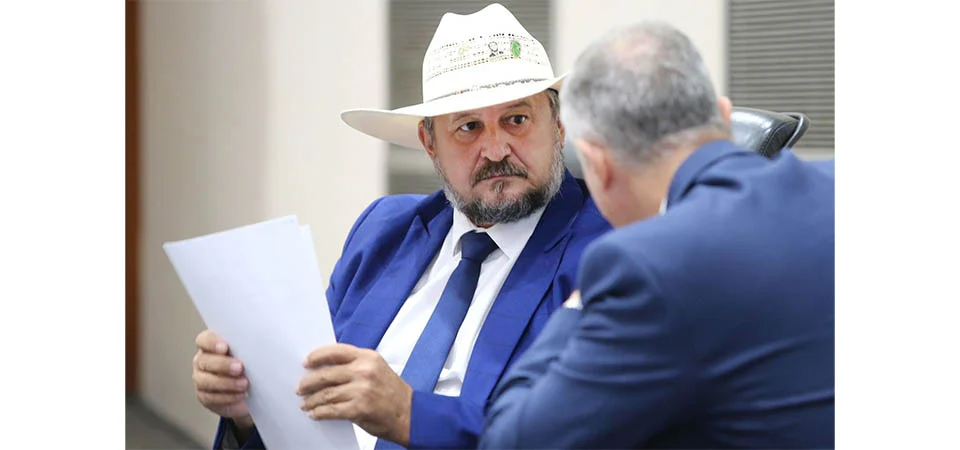 ALMT aprova projeto de Cattani que reconhece risco e possibilita porte de arma a advogados