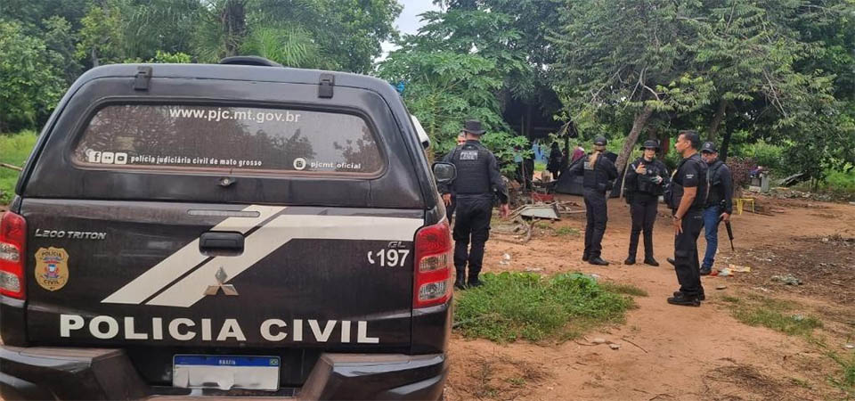 Polícia Civil deflagra operação para desmantelar centro de treinamento de facção criminosa em aldeia de MT