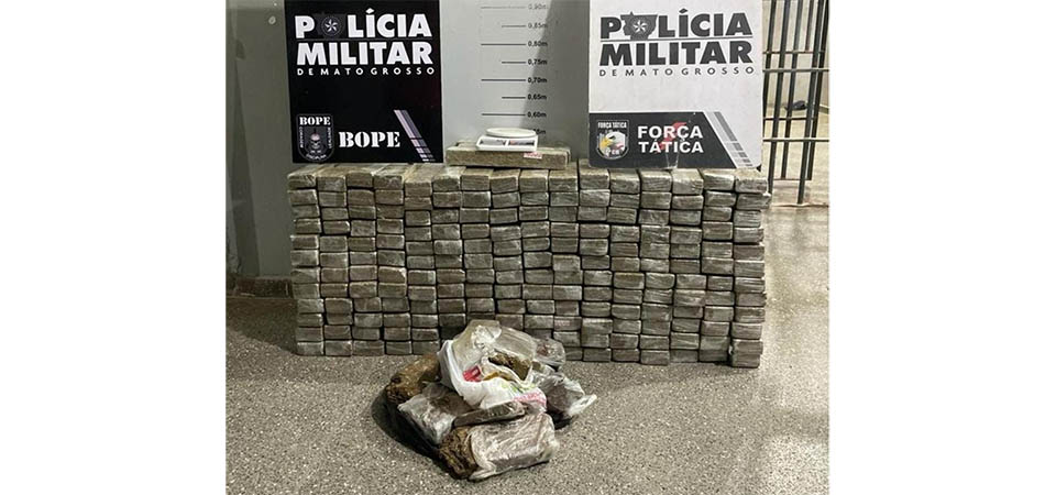 PM prende quatro suspeitos de tráfico e apreende 150 kg de maconha