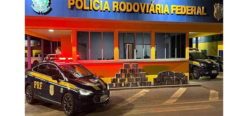 360 tabletes de cocaína são encontradas em fundo falso de veículo na BR-163 pela PRF