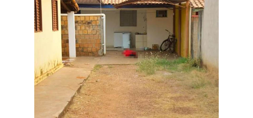Jovem de 25 anos é morto com 6 tiros na cabeça em bar