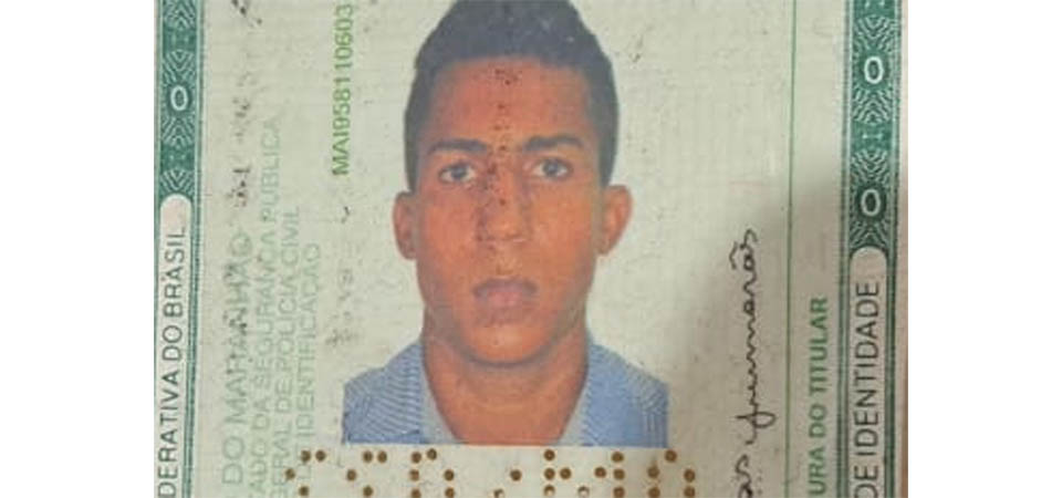Homem de 28 anos foi encontrado morto a pauladas