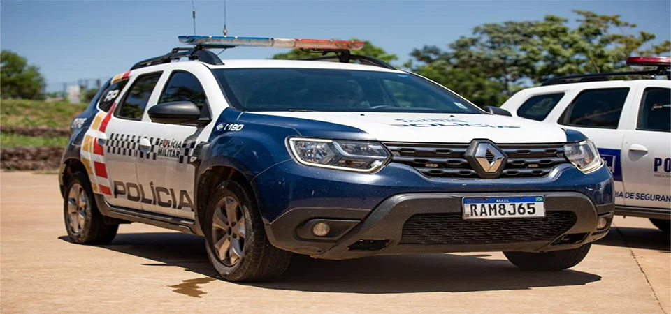 Polícia Militar prende homem por tentar matar o filho com uma faca