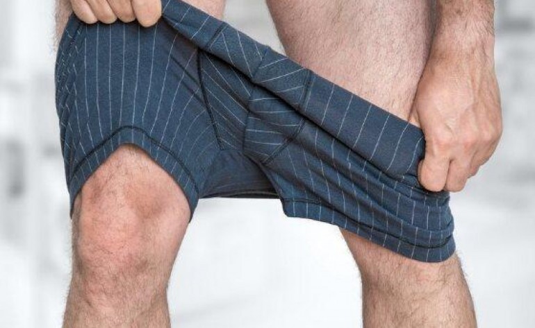 Cueca apertada pode causar infertilidade e infecções