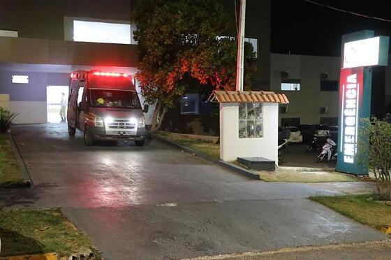 Mulher tem 60% do corpo queimado ao atear fogo em máquina de lavar roupas