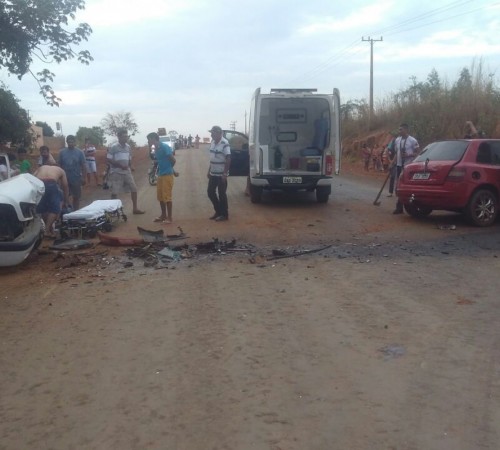 Atualizada: Acidente deixa um morto, ferido e danos materiais em Itanhangá