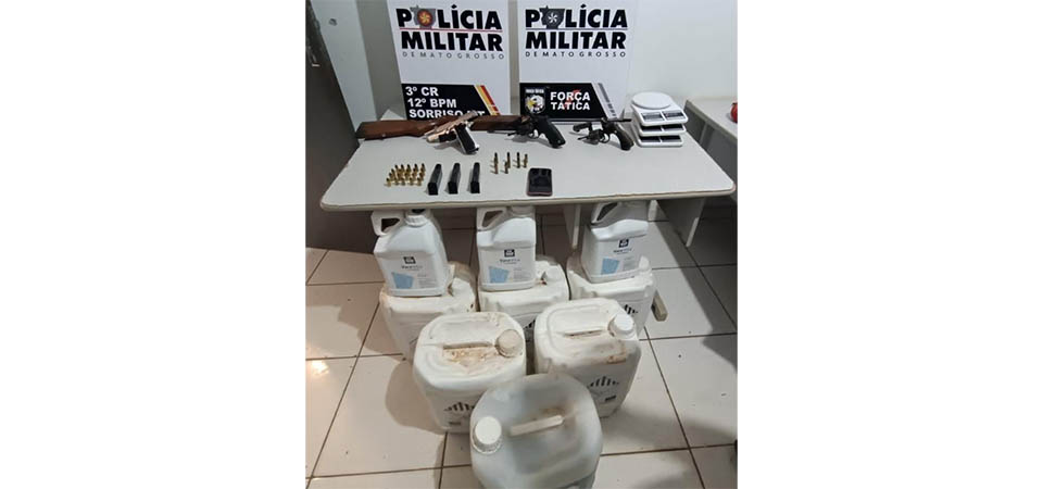 PM prende quatro homens e apreende armas de fogo e defensivos agrícolas