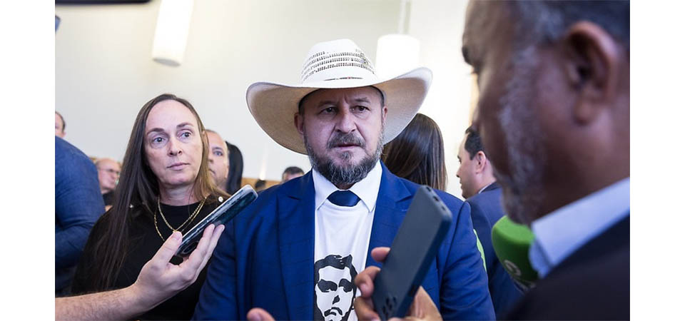 Isolado, Cattani segue como único ‘bolsonarista raiz’ na ALMT