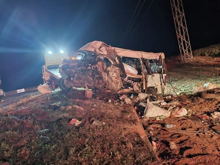 Lucas: Perito aponta invasão de pista de carreta em colisão com van