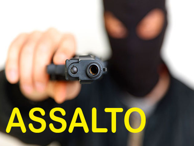 Bandidos invadem propriedade rural, levam 200 mil em joias e Fiat Toro