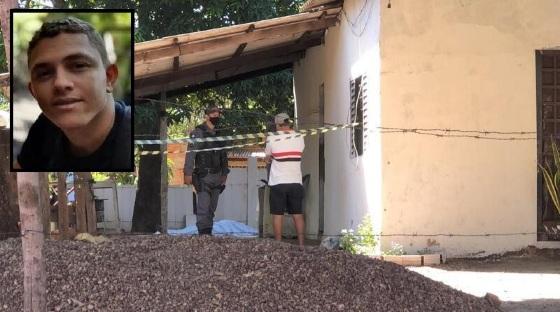Jovem que seria informante da polícia é morto a tiros na frente de casa