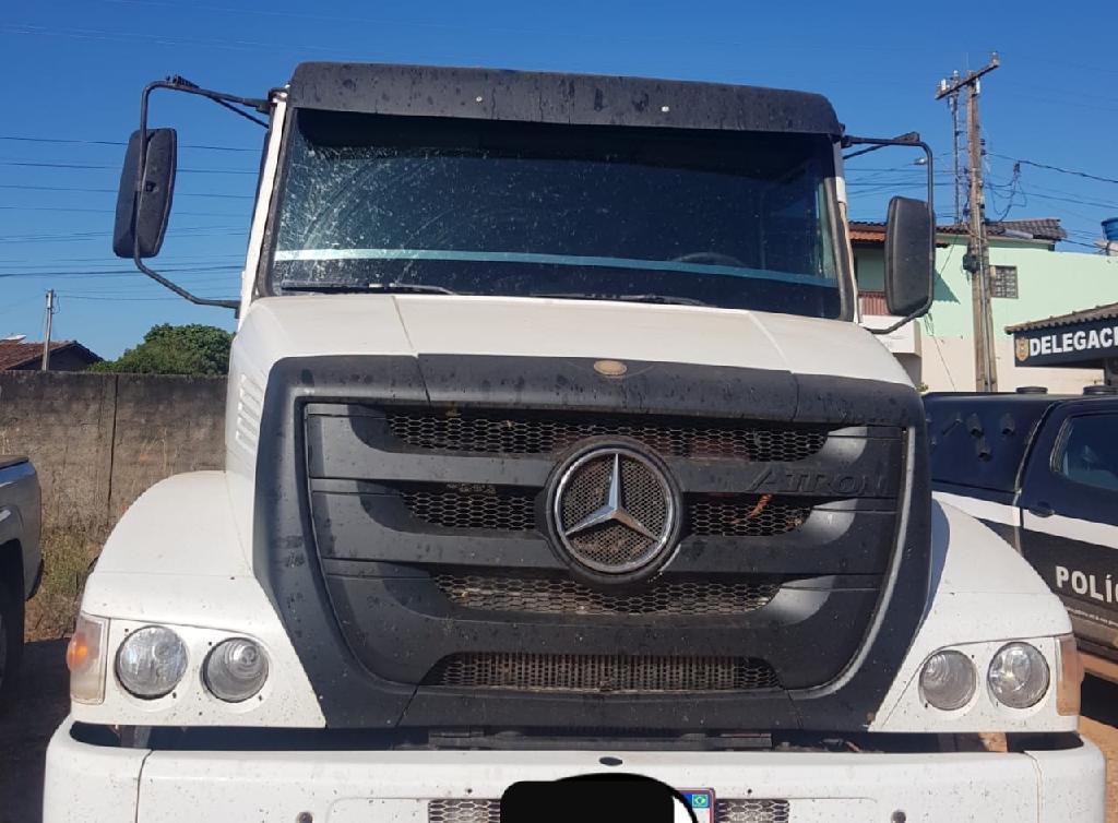 Ex Funcionário de fazenda que roubou gado e comprou caminhão, caminhonete é preso