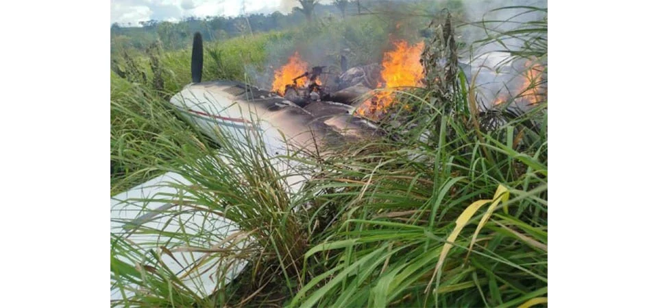 Polícia intercepta avião de traficantes “recheado” com “supermaconha”. Vídeo