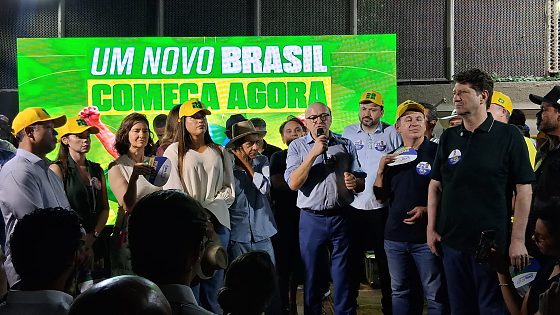 Pivetta: Precisamos que Flávio Bolsonaro ganhe para tirar o Brasil das amarras do PT. Vídeo