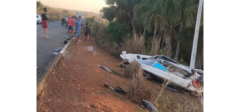 Lancha explode, mata mulher e deixa três feridos em estado grave