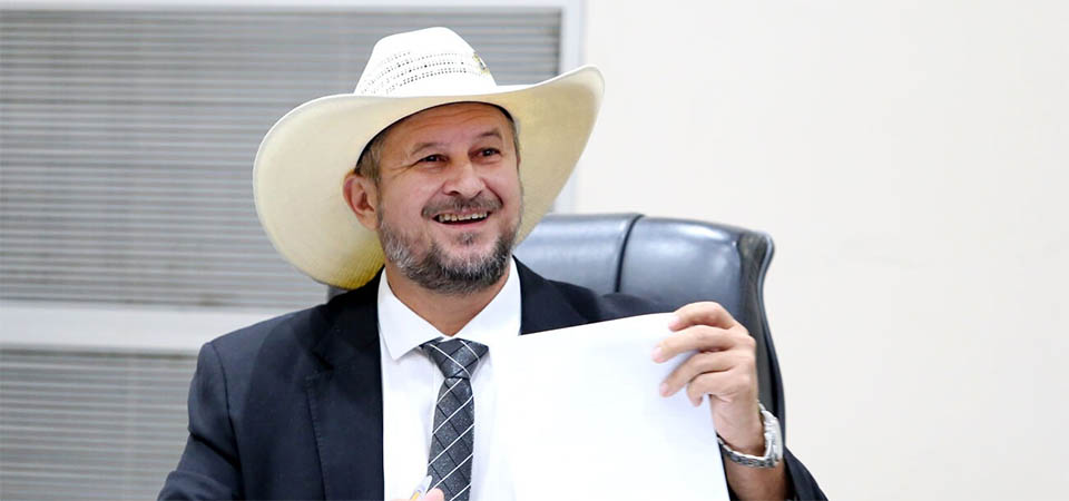 Deputado protocola projeto para restabelecer período de plantio da soja em MT. Vídeo