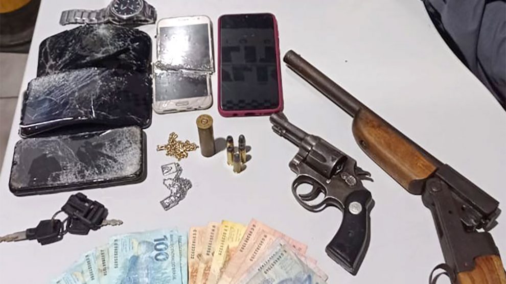 Bando faz família refém e exige transmissão de sequestro ao vivo na TV