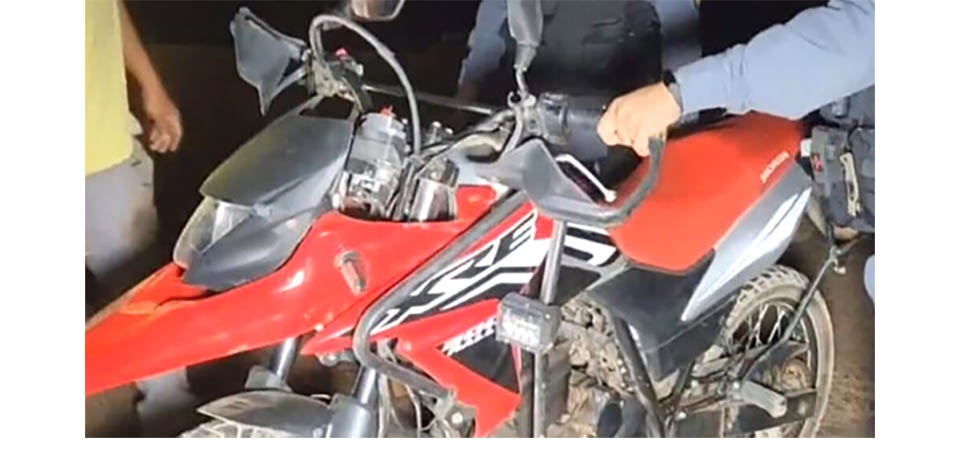 Bandido atira em polícia e acaba morto, comparsa é preso