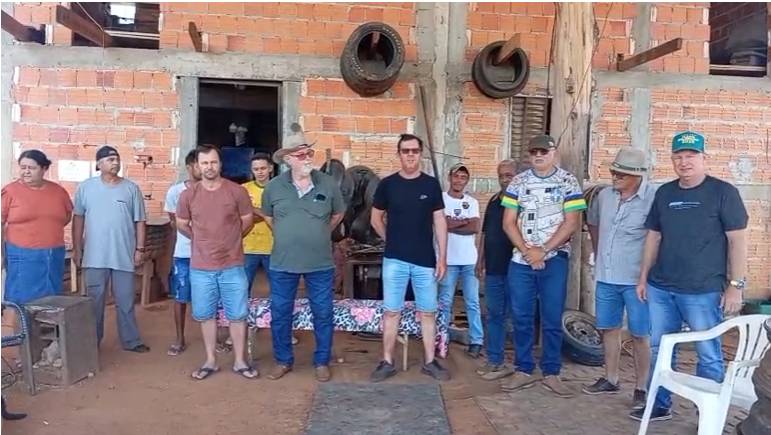 Itanhangá: Vereadores unem forças com moradores dos bairros Pioneiro e Chiquinho na cobrança por melhorias na energia elétrica. Vídeos
