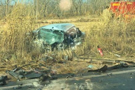 Servidora e filho morrem em acidente de carro