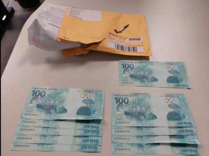 Homem é preso pela Polícia Federal ao receber R$ 1 mil em dinheiro falso pelo Correio
