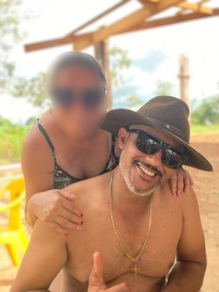 Dois homens morrem baleados durante confusão em conveniência