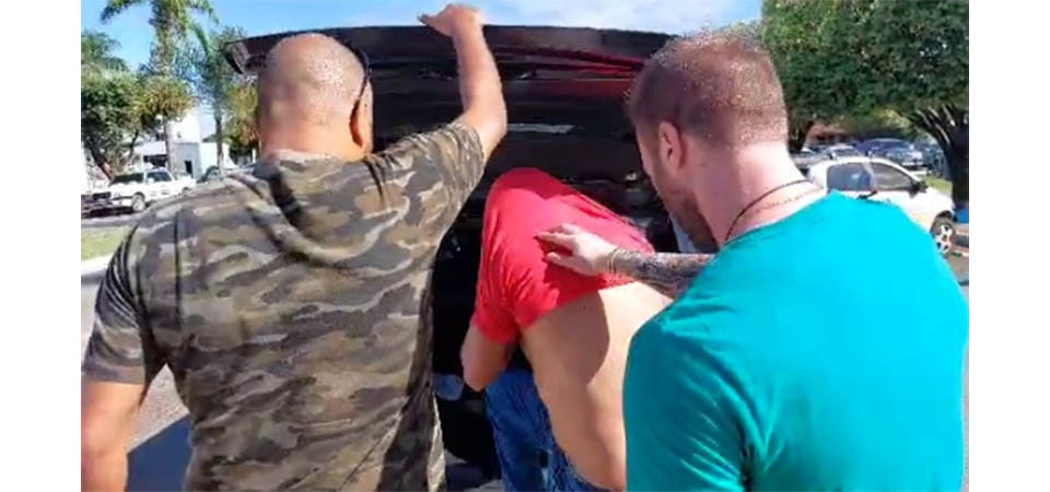 Professor é preso pela Polícia Civil por estupro de vulnerável contra estudantes