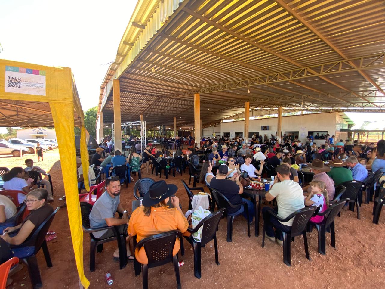 Itanhangá: Comunidade Santa Emília reúne população em grande festa da padroeira. Fotos e vídeo
