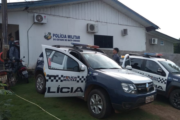 Aluno de 16 anos agride professora em sala de aula