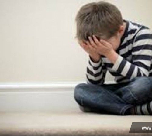 Sorriso: Tia denuncia maus tratos que o sobrinho vem sofrendo pelo padrasto e a mãe não faz nada!