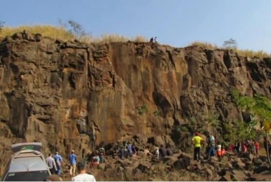 Menina indígena morre após ser estuprada e arremessada de penhasco