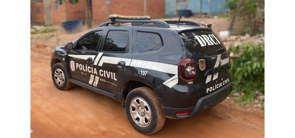 Mulher é presa por matar idoso para roubar R$ 5 mil