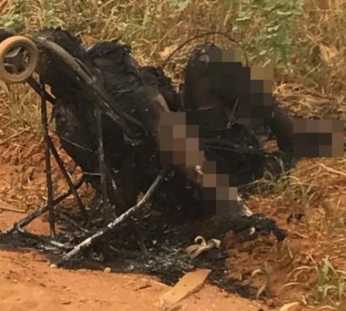 Mulher é presa acusada de envolvimento na morte de homem encontrado carbonizado em estrada rural no Nortão