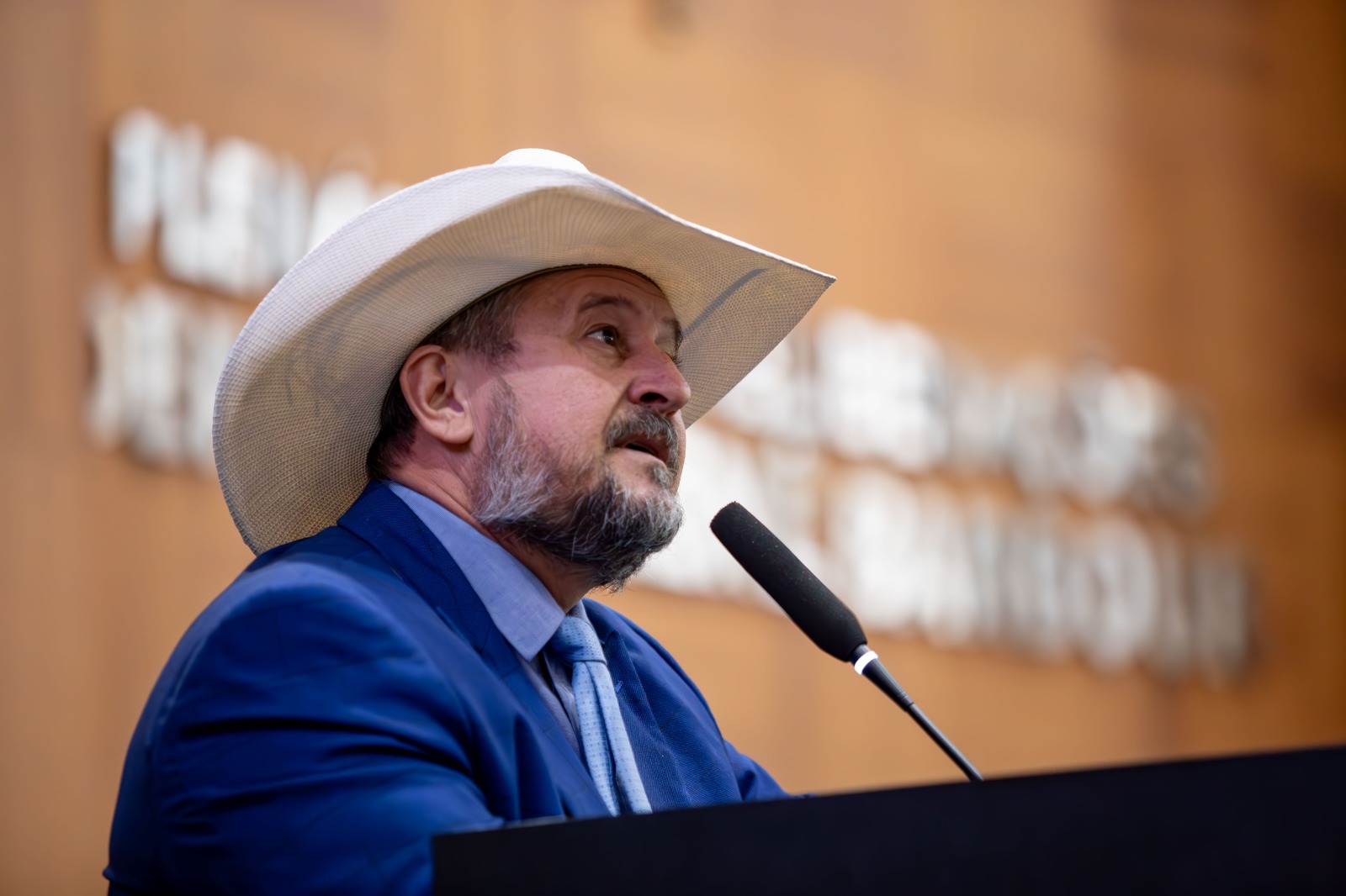 Cattani apresenta projetos para reduzir burocracia e ampliar segurança jurídica no campo. Vídeo