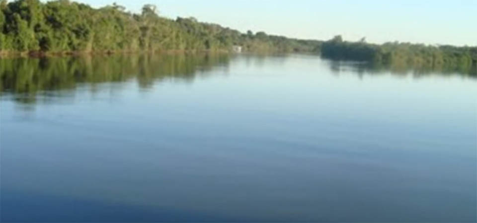 Corpo de um homem foi encontrado boiando no Rio Arinos