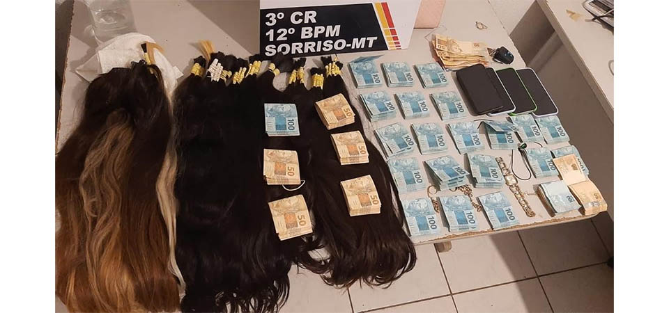 PM prende vizinhos que invadiram casa e furtaram R$ 70 mil e cabelos para aplique