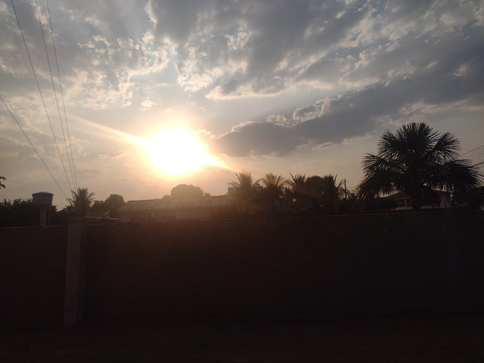 Itanhangá: Quedas constantes de energia causam prejuízos a população