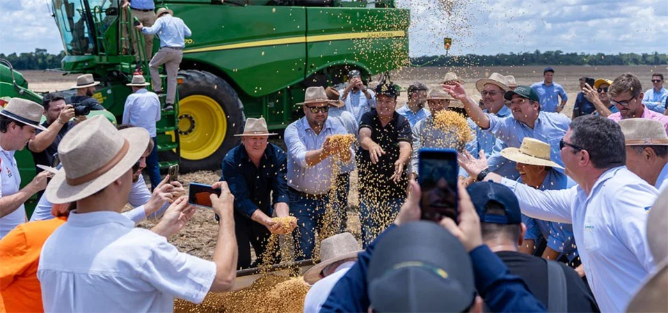 Itanhangá: Em ritmo lento começa a colheita da soja no município