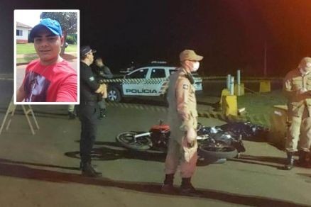 Jovem bate em barreira de concreto com moto e morre