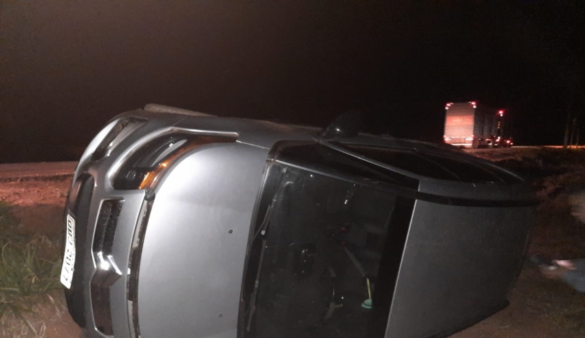 Porto: Após causar em boate, homem capota veículo na MT 338
