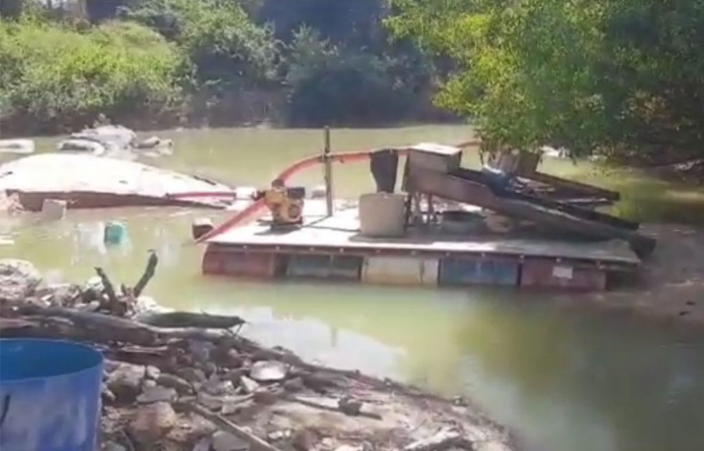 PM fecha garimpo ilegal e prende dois homens em flagrante