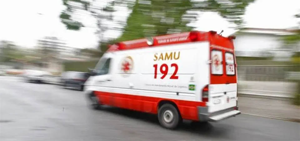 Dono de mercearia mata homem a tesouradas por dívida de R$ 8