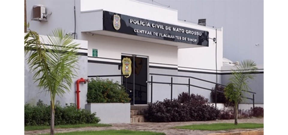 Mulher vai jogar baralho com amigos, volta de madrugada e acaba agredida pelo marido