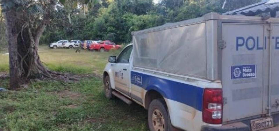 Homem salva vaca e morre após ser atingido por tronco