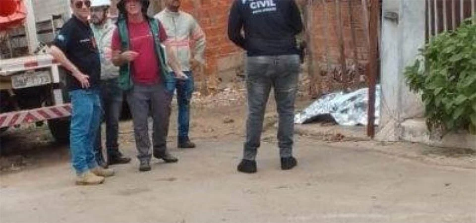 Homem morre ao tentar fazer “gato” de energia