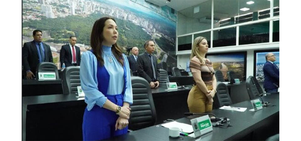Câmara mantém título de cidadão para Silval e cassa honraria de Cattani por lutar contra o aborto